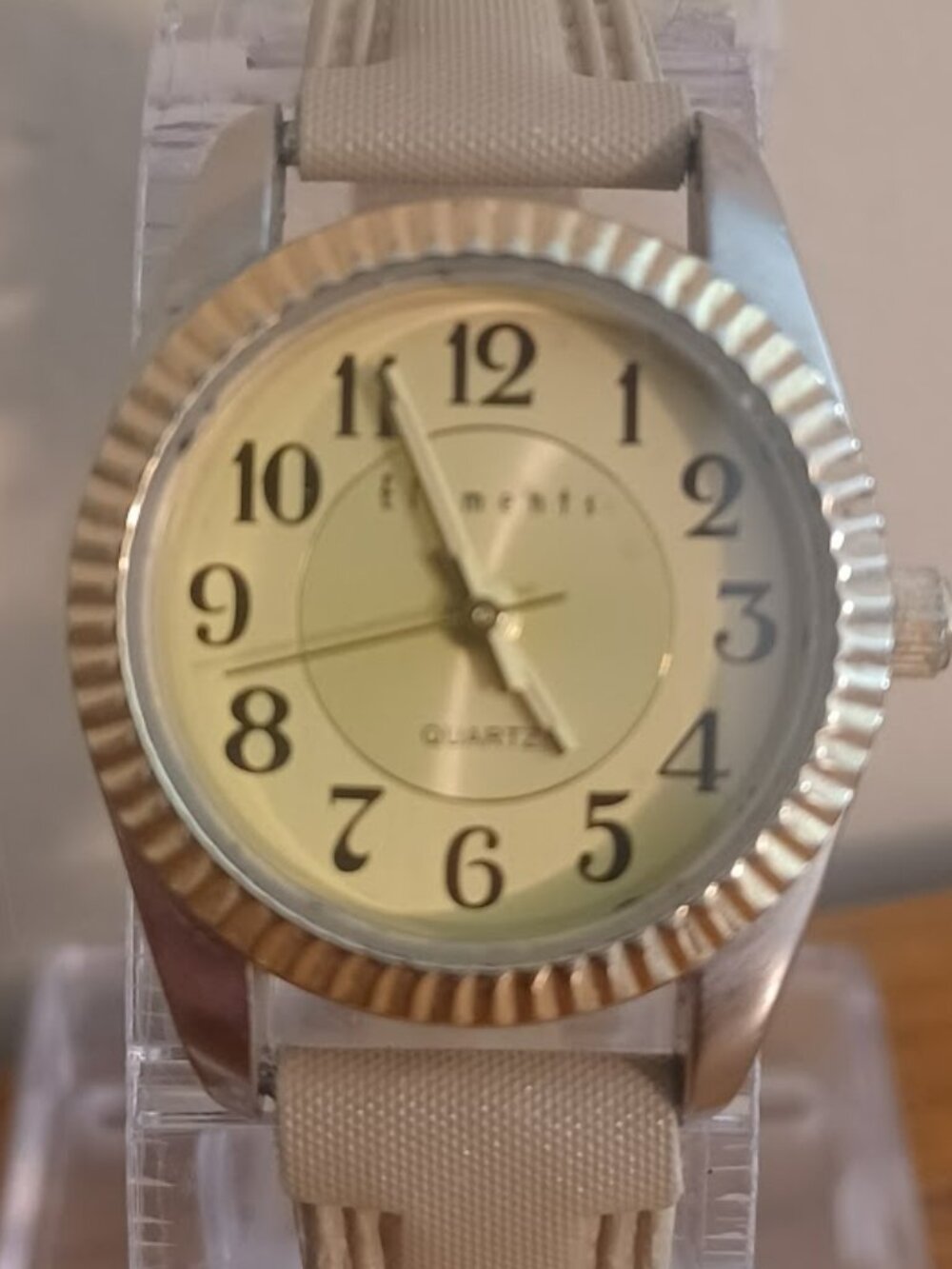 Ladies ELEMENTS Quartz Watch - WORKS!